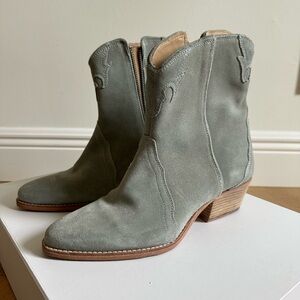 New Frontier Western Boot in dusty blue